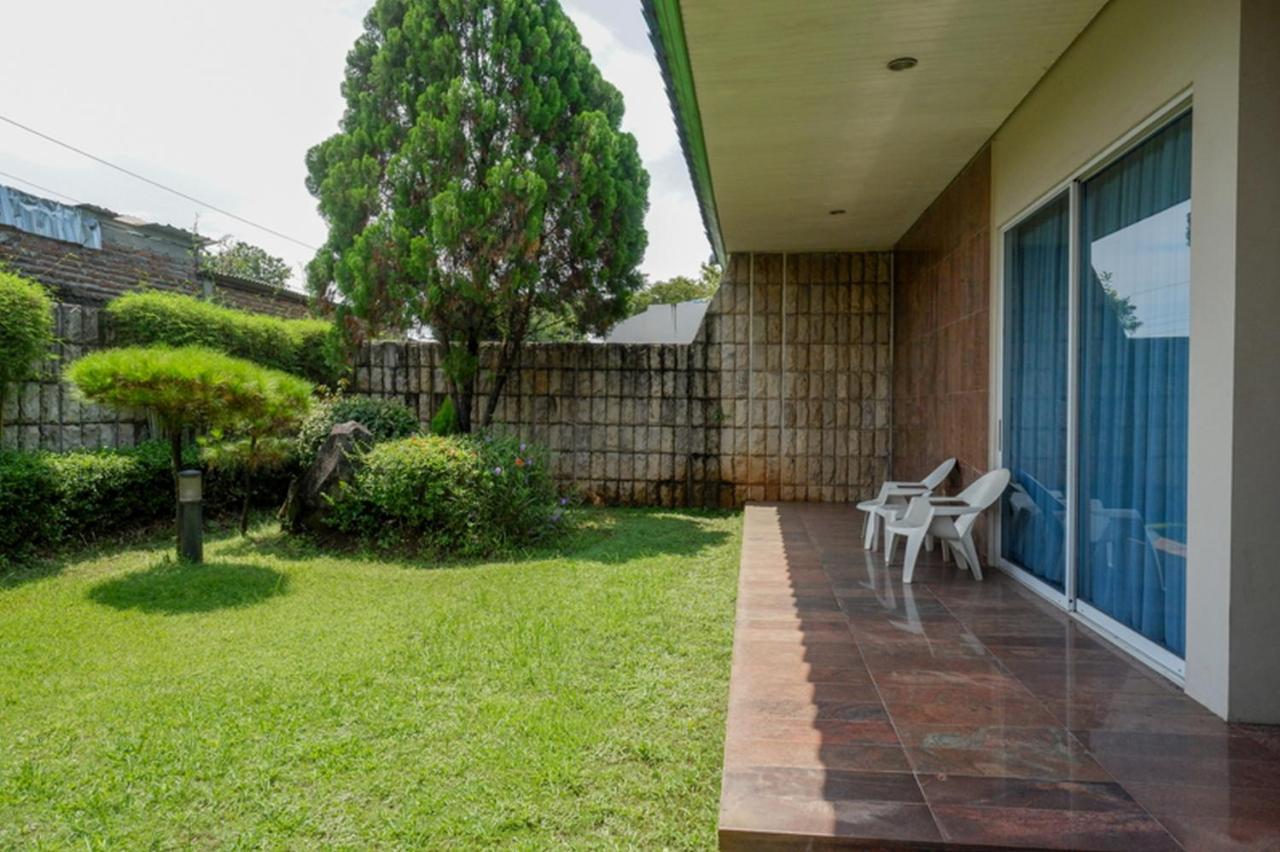 Hotel New Puri Garden Bandara Semarang Ngoại thất bức ảnh