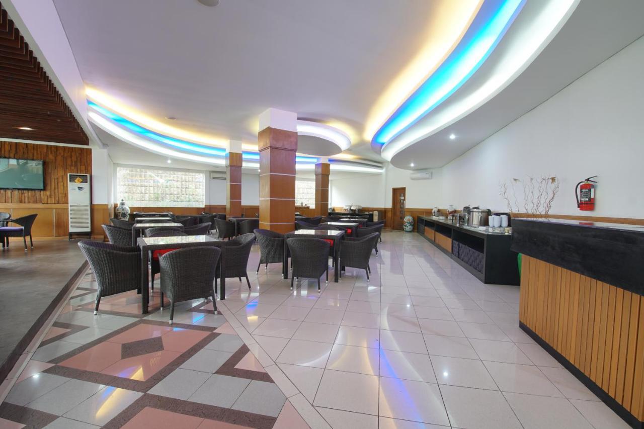 Hotel New Puri Garden Bandara Semarang Ngoại thất bức ảnh