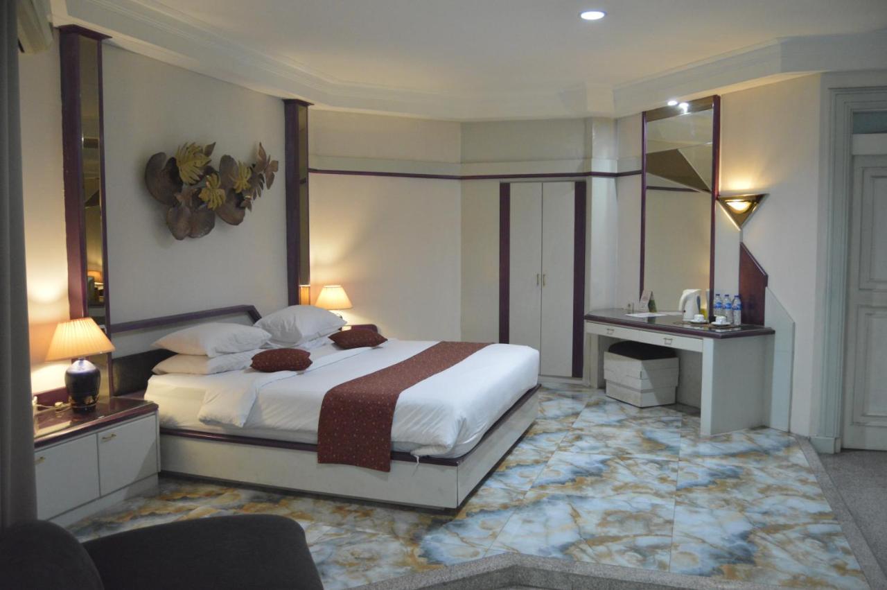 Hotel New Puri Garden Bandara Semarang Ngoại thất bức ảnh