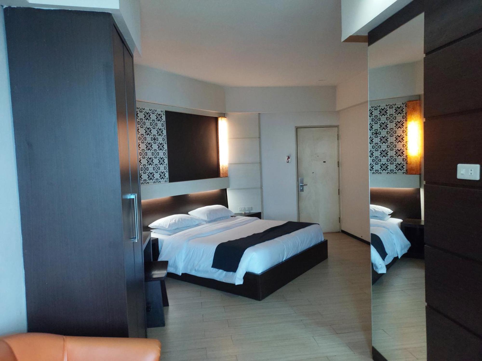 Hotel New Puri Garden Bandara Semarang Ngoại thất bức ảnh