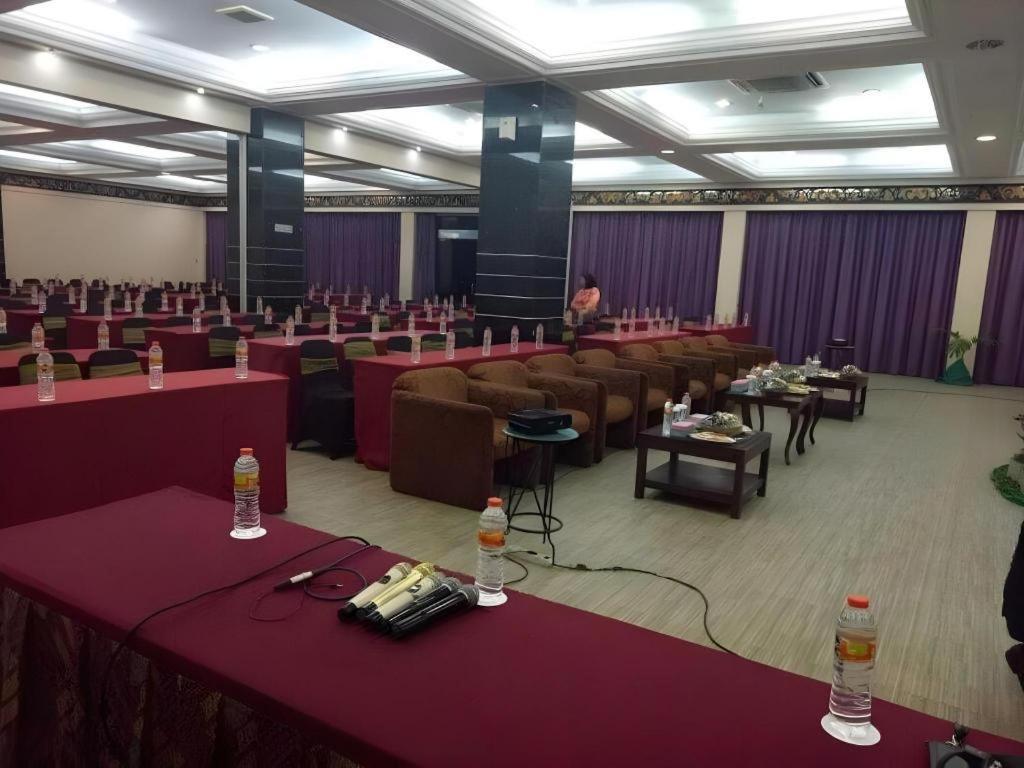 Hotel New Puri Garden Bandara Semarang Ngoại thất bức ảnh