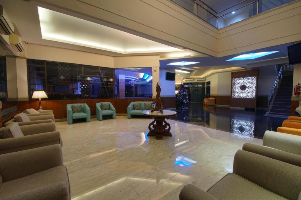 Hotel New Puri Garden Bandara Semarang Ngoại thất bức ảnh