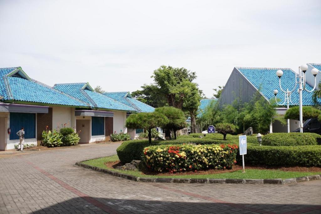 Hotel New Puri Garden Bandara Semarang Ngoại thất bức ảnh